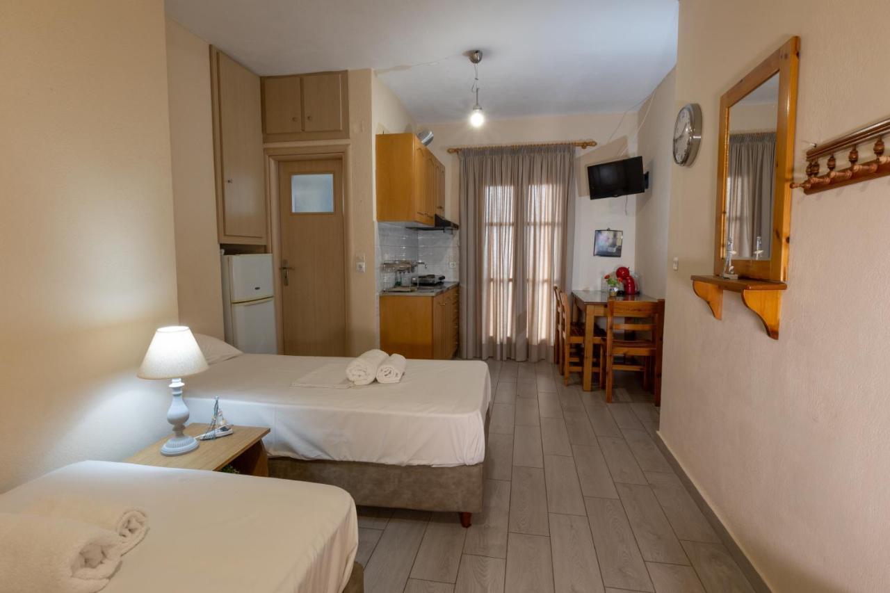 Paradeisos Kardamyli Exterior photo