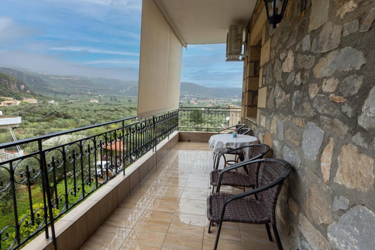 Paradeisos Kardamyli Exterior photo