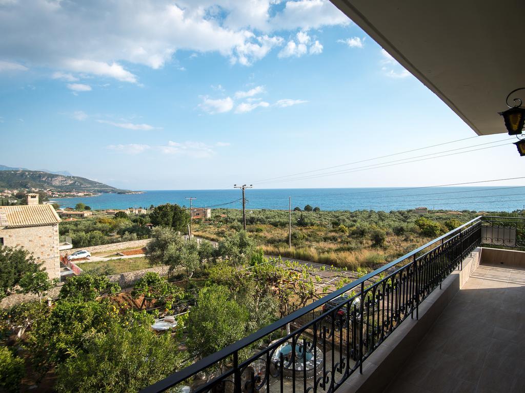 Paradeisos Kardamyli Exterior photo