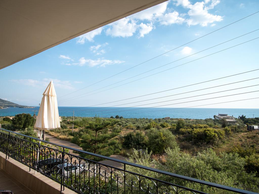 Paradeisos Kardamyli Exterior photo