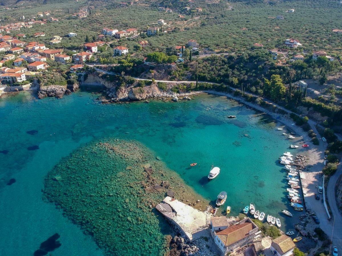 Paradeisos Kardamyli Exterior photo