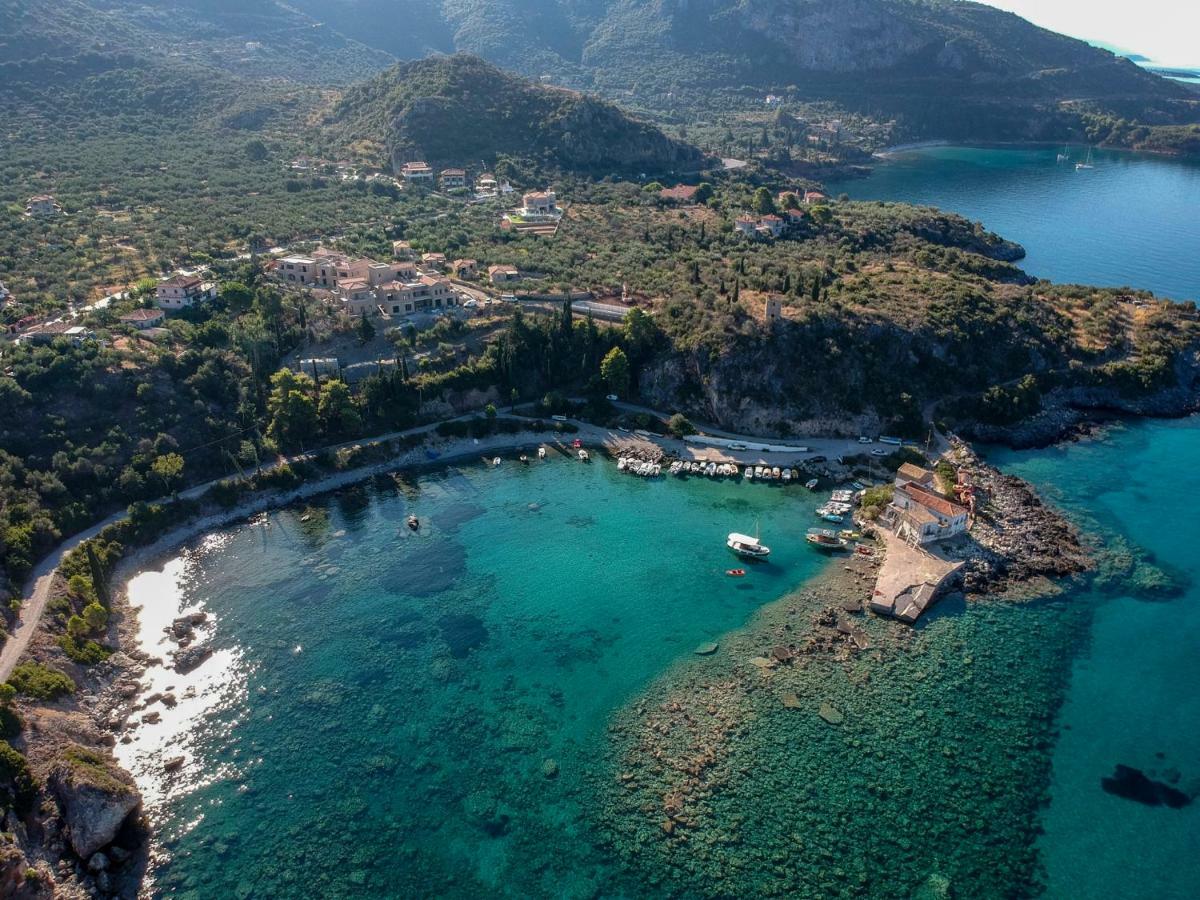 Paradeisos Kardamyli Exterior photo